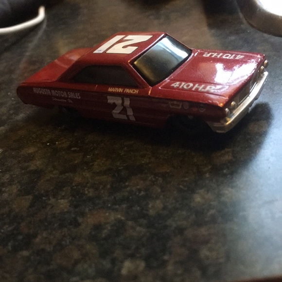 Racing Champion1:64 Diecast - Picture 1 of 2